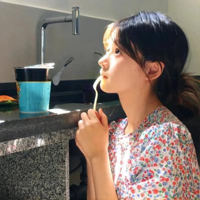 浪漫三人行